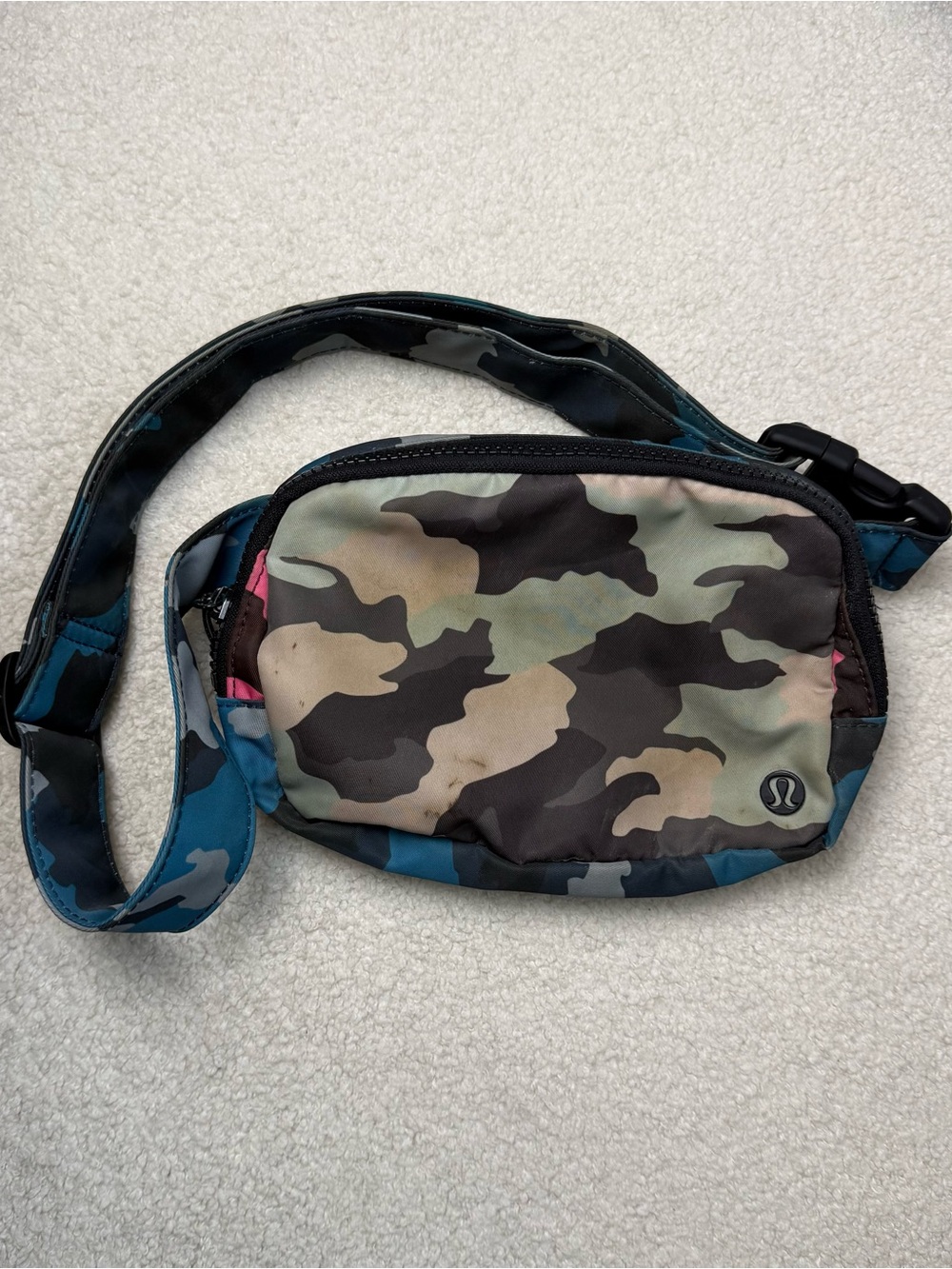 lululemon athletica Camouflage Multicolored Everywhere Belt Bag Fanny Pack